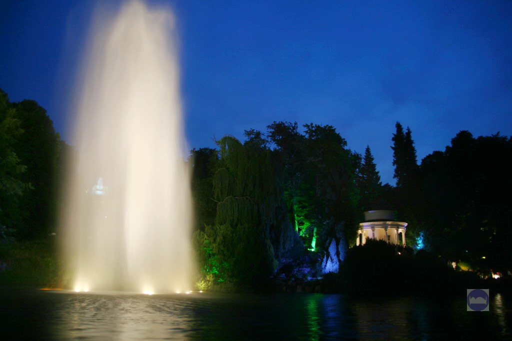 Beleuchtete Wasserspiele in Kassel Wilhelmshöhe